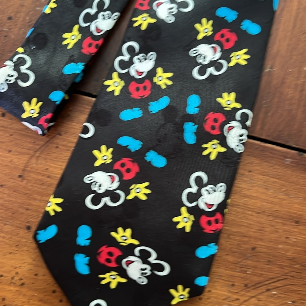 ๐ 2/$15 Mickey Mouse Tie - Picture 2 of 5